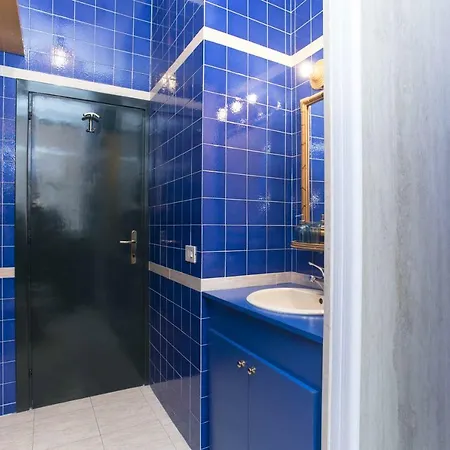 Apartment In Piazza Bologna *